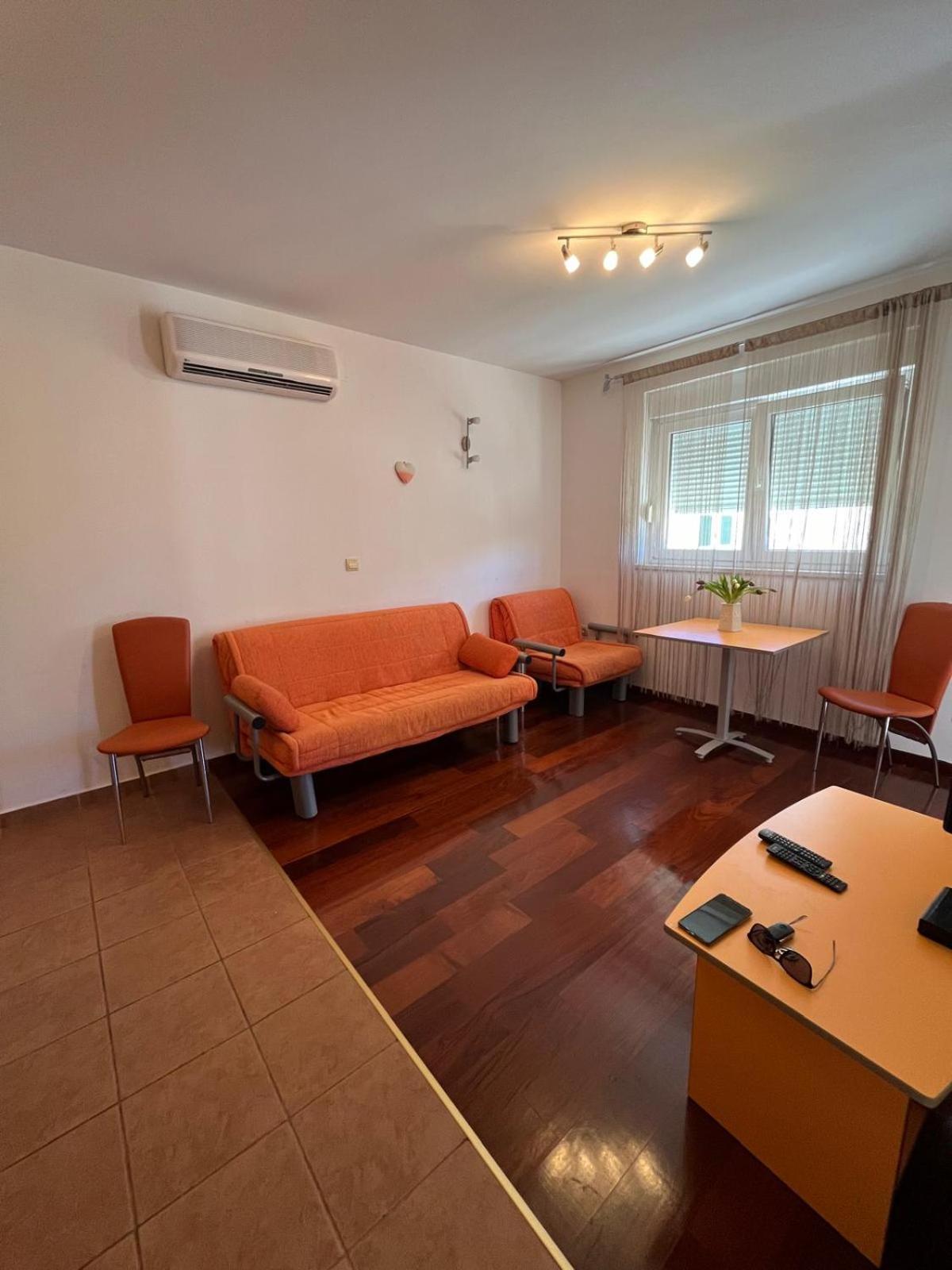 Beach Apartment Makarska * Makarska